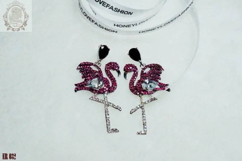 ต่างหูนกฟามิงโก้สุดฮิตประดับพลอยชมพู น่ารักขึ้นไฟ ขนาดกำลังดี อินเทรนสุด จ้า