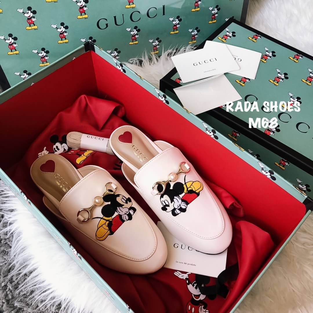 2020 New Shoes ... รองเท้าแตะหัวปิด พร้อมส่งรองเท้า ...รองเท้าแตะหัวปิดปัก มิกกี้เมาส์ ฮอตมาก ฮิตมาก ทรงสวย สุดคะ ชอบสั่งเลย มาไม่เยอะจ้า มีจำนวน จำกัด น้า