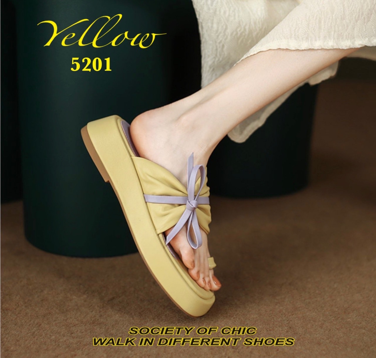 งานนำเข้า พร้อมส่ง‼️ เรื่องความสวยใส่สบายยืนหนึ่ง ตอบโจทย์ งานสุขภาพ ที่ไม่ป้า!! พกความแฟชั่น แบบไม่ตกเทรนด์ พื้นนวมนิ่ม match กับเสื้อผ้าได้ทุกสไตล์ สวยหรูดูแพงแต่ราคาเบา ตำก่อน ฟาด ก่อนสวยก่อนจ้า