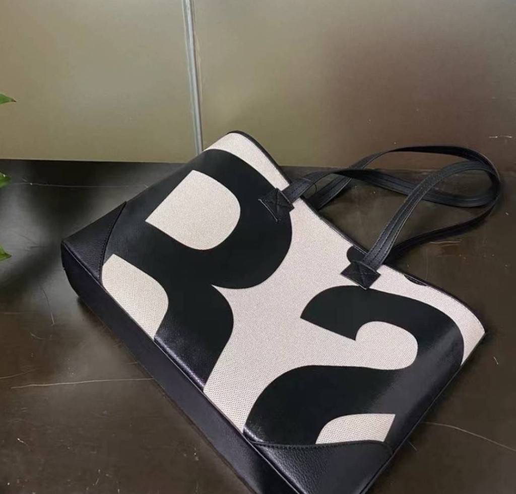 กระเป๋า RALLY งาน HIEND น้ำหนักเบา ใส่ของได้จุ ใส่ iPad / Notebook ได้