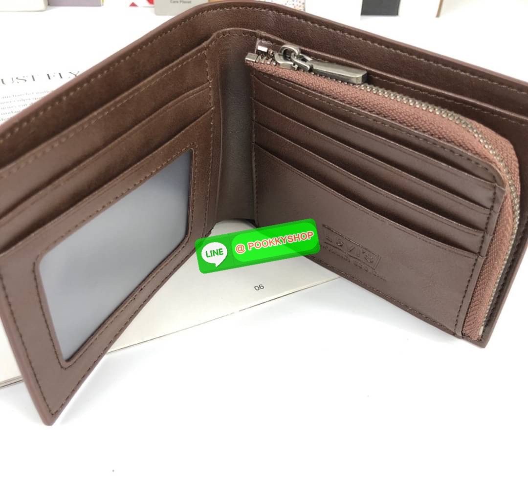 Levi's Leather Wallet with Key Fob Set กระเป๋าสตางค์ใบสั้น Set สุดคุ้มมอบให้เป็นของขวัญหรือใช้เองก็แนะนำค่ะ