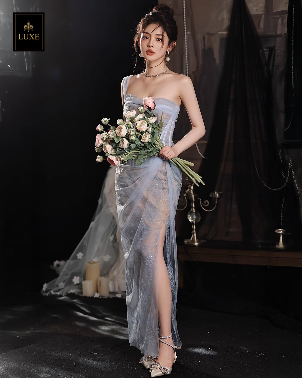 เดรสแฟชั่น เดรสเสื้อเกาะอก มีโครงแบบคอร์เซ็ต