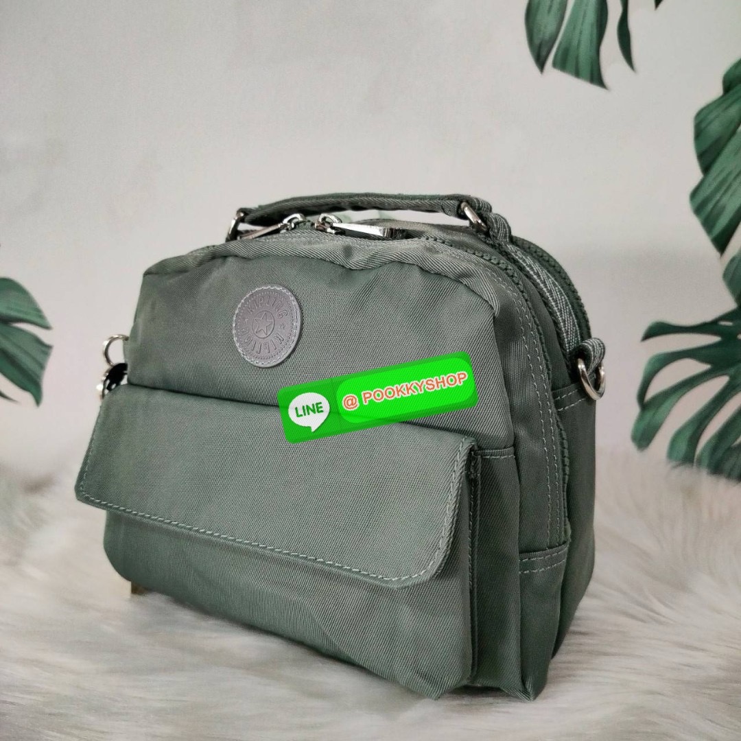 KIPLING Cand 2 ways backpack กระเป๋าถือหรือสะพายข้าง ขนาดกลาง วัสดุ Polyester 100% -ด้านหน้ามี 2 ช่องซิป -ช่องหลักโล่งกว้าง ใส่ของได้เยอะสุดๆ พร้อมช่องซิปและช่องแยกด้านข้างให้แยกของได้เป็นระเบียบมากขึ้น สามารถติใส่กระเป๋าสตางค์ใบยาวได้ มาพร้อมสายคล้องพวงก