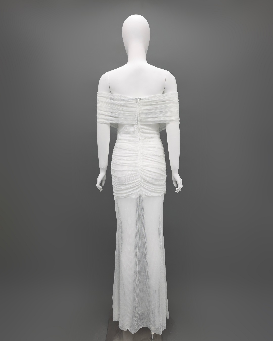 เดรสแฟชั่น แม็กซี่เดรสเปิดไหล่ กระโปรงยาว