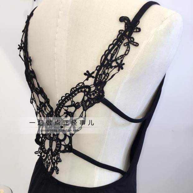 ชุดนอนเซ็กซี่ ชุดนอนสายเดี่ยว สีดำ แต่งสายลูกไม้ปักด้านหลัง สวยเปรี้ยว เนื้อผ้ายืด เกรดพรีเมี่ยม นุ่มลื่น เย็นสบาย +G-string