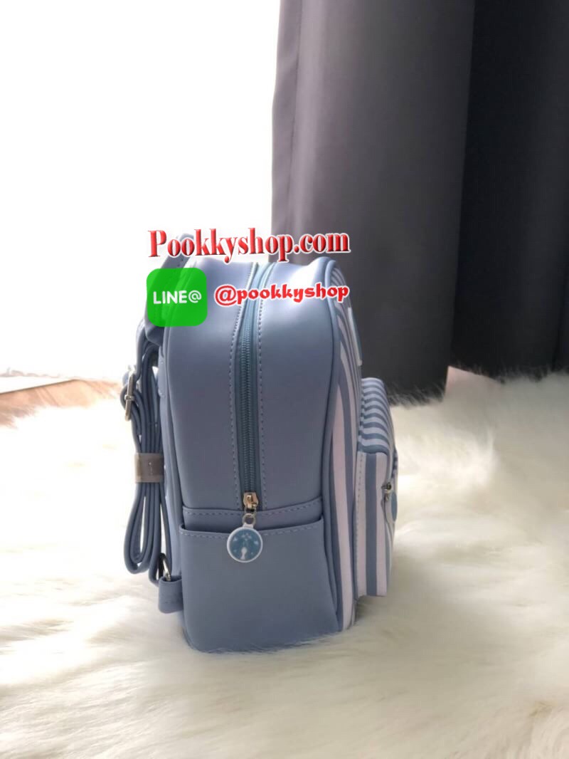 STARBUCKS BACKPACK กระเป๋าเป้สุดน่ารัก ขนาดกำลังพอเหมาะสำหรับใส่ของระหว่างวัน และช่องจัดเก็บอีกหลากหลายรูปแบบ ดีไซน์สวยนับเป็นอีกหนึ่งกระเป๋าเป้ที่พร้อมให้คุณได้สะพายออกไปข้างนอกได้ทุกวันอย่างมั่นใจ เพราะแมทช์เข้ากับทุกลุค รุ่นนี้แนะนำเลยค่า