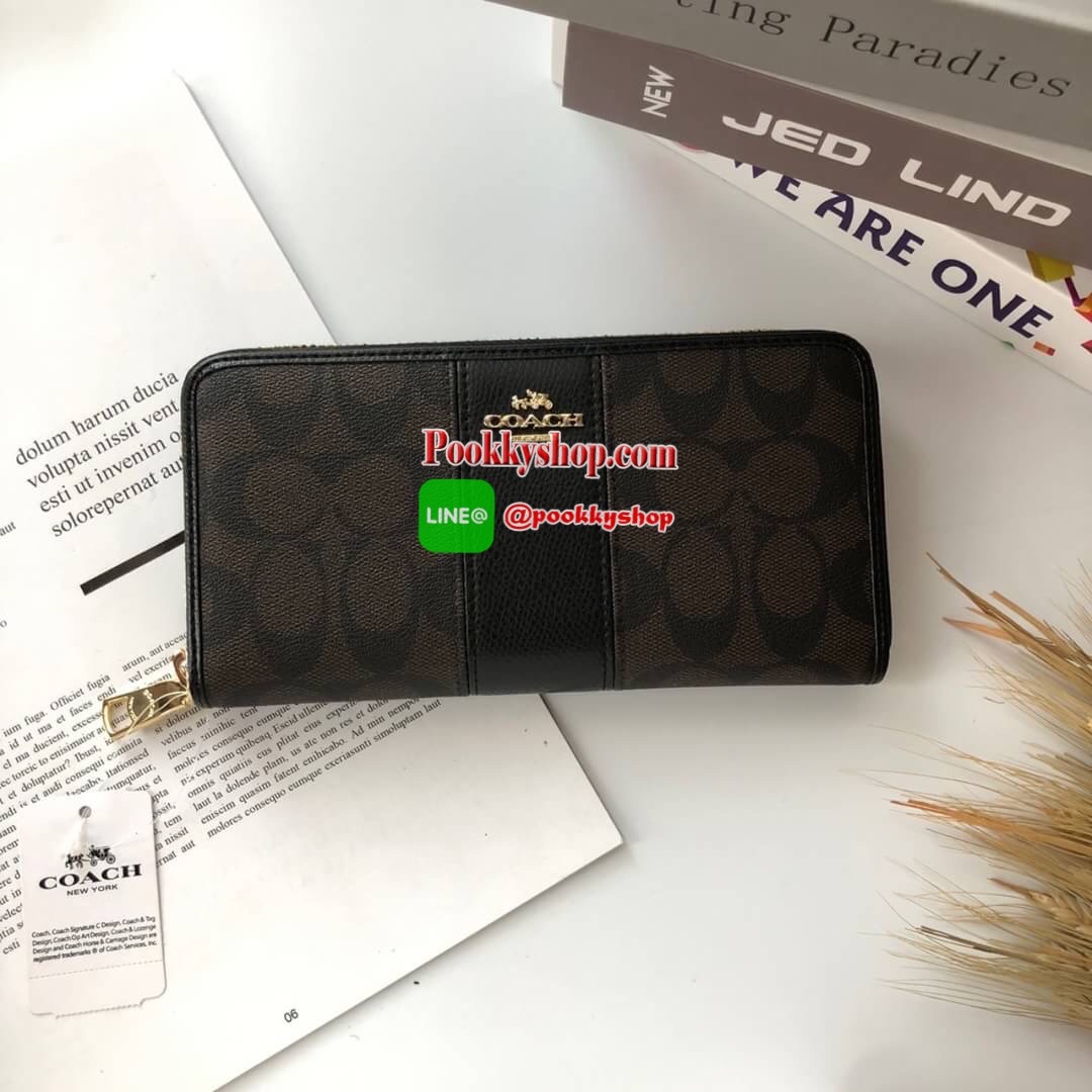 COACH Accordion Zip Wallet in Signature Coated Canvas with Leather กระเป๋าสตางค์ใบยาว เปิด-ปิดกระเป๋าด้วยซิปรอบ ด้านในมีช่องใส่บัตร ช่องใส่ธนบัตร และช่องซิปใส่เหรียญค่ะ