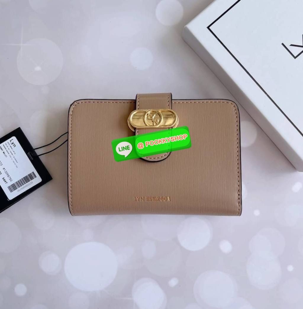 LYN แท้ Outlet กระเป๋าสตางค์ใบกลาง