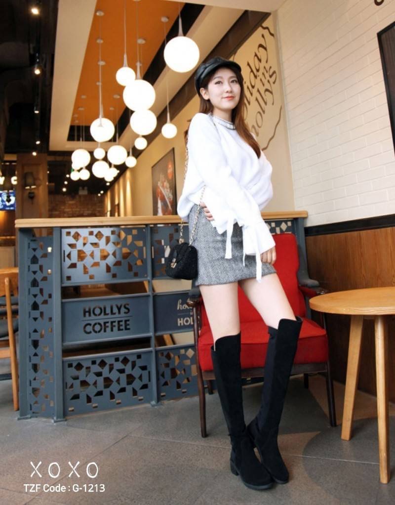 พร้อมส่ง ทันที บูชยาว 2 ส่วน หน้ายาว หลังสั้น วัสดุหน้าสักราจ หลังผ้า ใส่รับลมหนาว อุ่น สวมใส่ง่าย ผ้ายืดได้เล็กน้อย