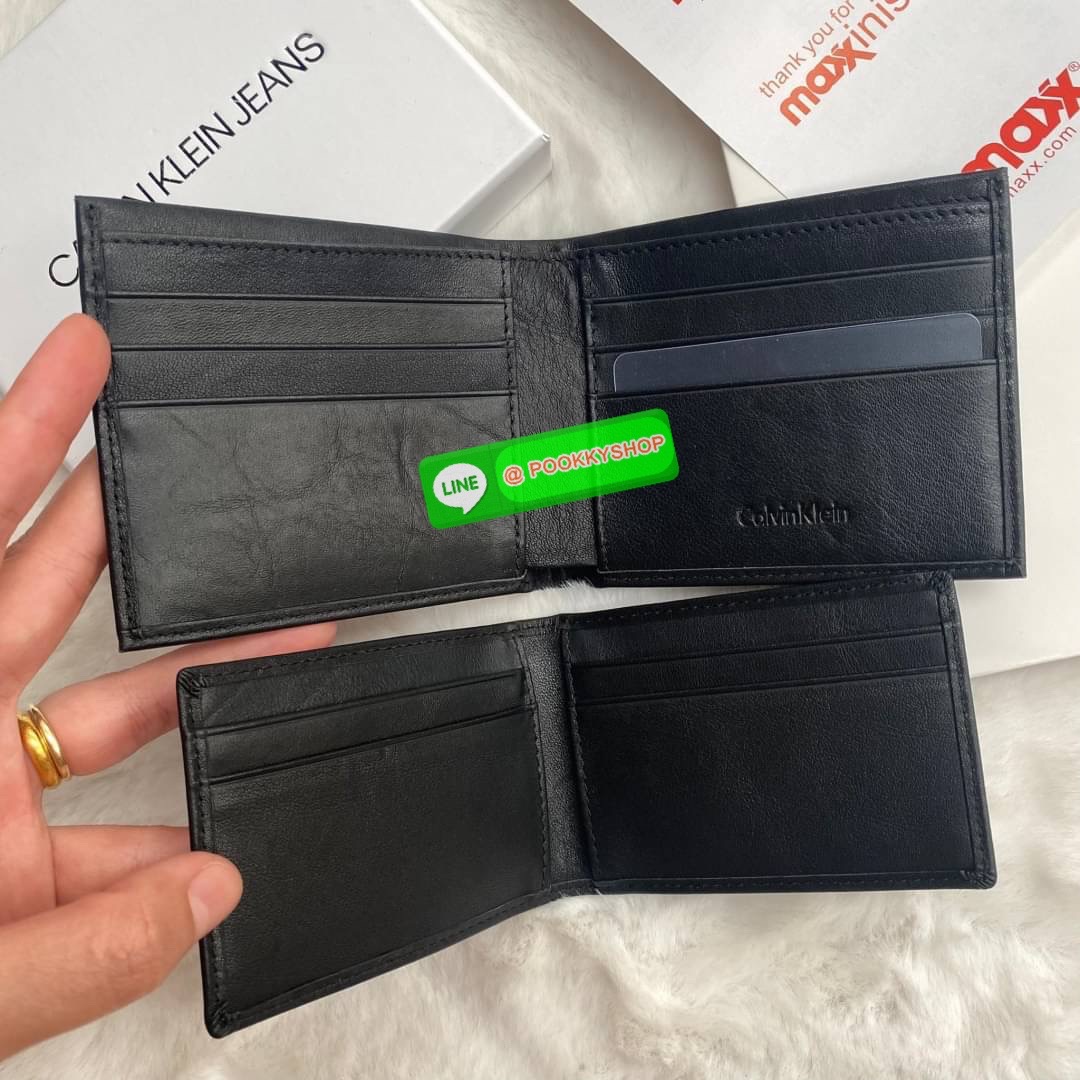 Calvin Klein leather wallet with credit card fold set กระเป๋าสตางค์ใบสั้น และ ที่ใส่บัตรย่อย สุดคุ้มมอบให้เป็นของขวัญหรือใช้เองก็แนะนำค่ะ set นี้มาเท่าไรก็หมดคะ รีบจับจองนะคะ มาพร้อมถุงกระดาษแบรนด์ด้วยนะคะ