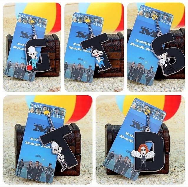 พร้อมส่ง พวงกุญแจ MADE อักษรชื่อ (ระบุเมน)