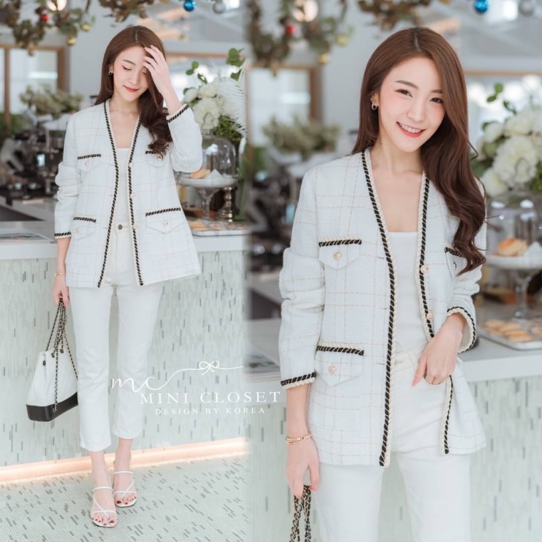 ðŪLady Tweed BlazerðŪ āļĢāļļāđāļāļāļĩāđāļāļāļāđāļĨāļĒāļāđāļāļāļĄāļĩ āđāļŠāļ·āđāļāļāļĨāļļāļĄāļāđāļēāļāļ§āļĩāļ āļāļąāļāđāļāđāļĒāđāļāļāļĨāļąāļāļāļąāđāļāļāļąāļ§ āļāļĩāđāļāļāđāđāļāļīāļāļāļāļāļāļļāđāļ āļāļĢāļ°āđāļāđāļēāļāļāļĨāđāļēāļāļĄāļĩāļāļē āđāļāļāļĒāļēāļ§ āļāļēāļāļŠāļ§āļĒāđāļŠāđāļĨāļ°āļŠāļĄāļēāļĢāđāļ casual āđāļāđ āļāļēāļāļāļēāļĢāļāđāļāļĩ āļŦāđāļēāļĄāļāļĨāļēāļāļāļąāļāđāļĨāļĒāļāđāļē