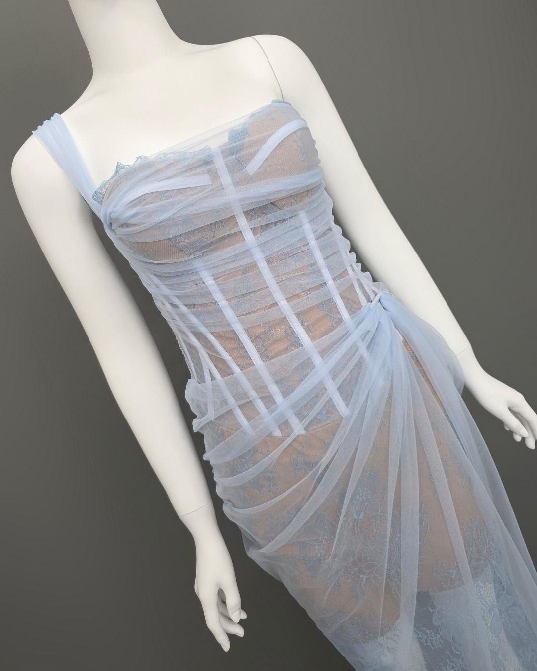 เดรสแฟชั่น เดรสเสื้อเกาะอก มีโครงแบบคอร์เซ็ต