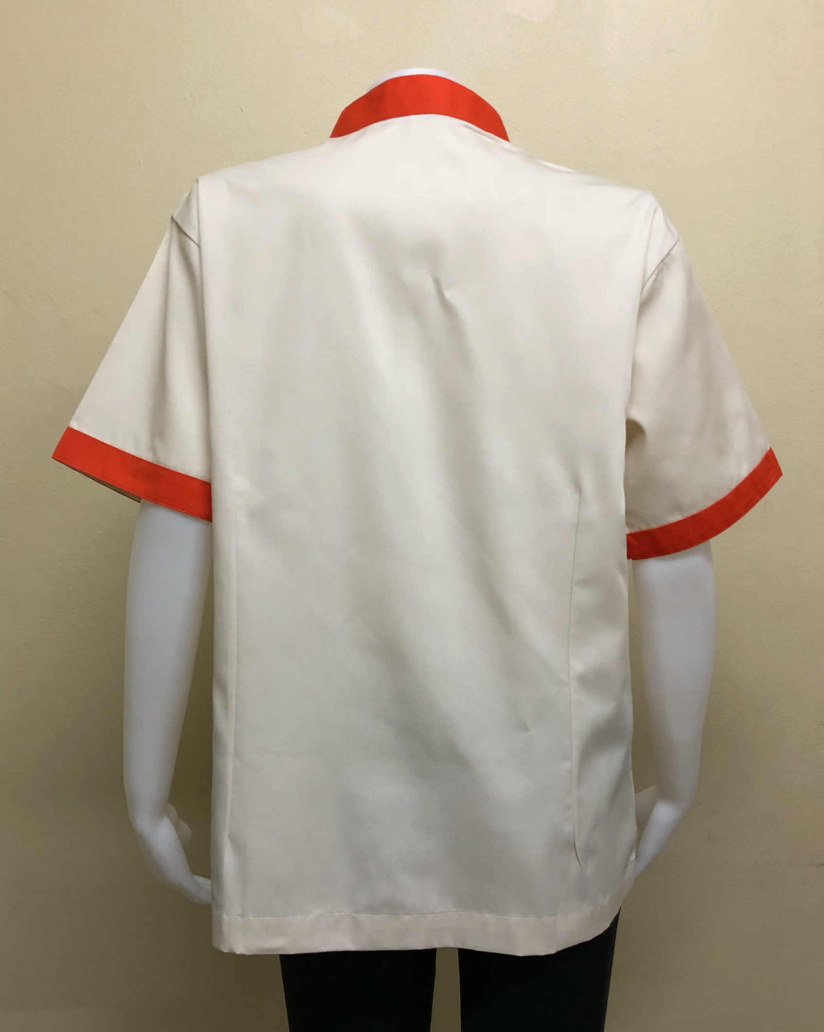 รหัส C6 : เสื้อแม่บ้านคอจีนแขนสั้นสีครีม/ส้ม