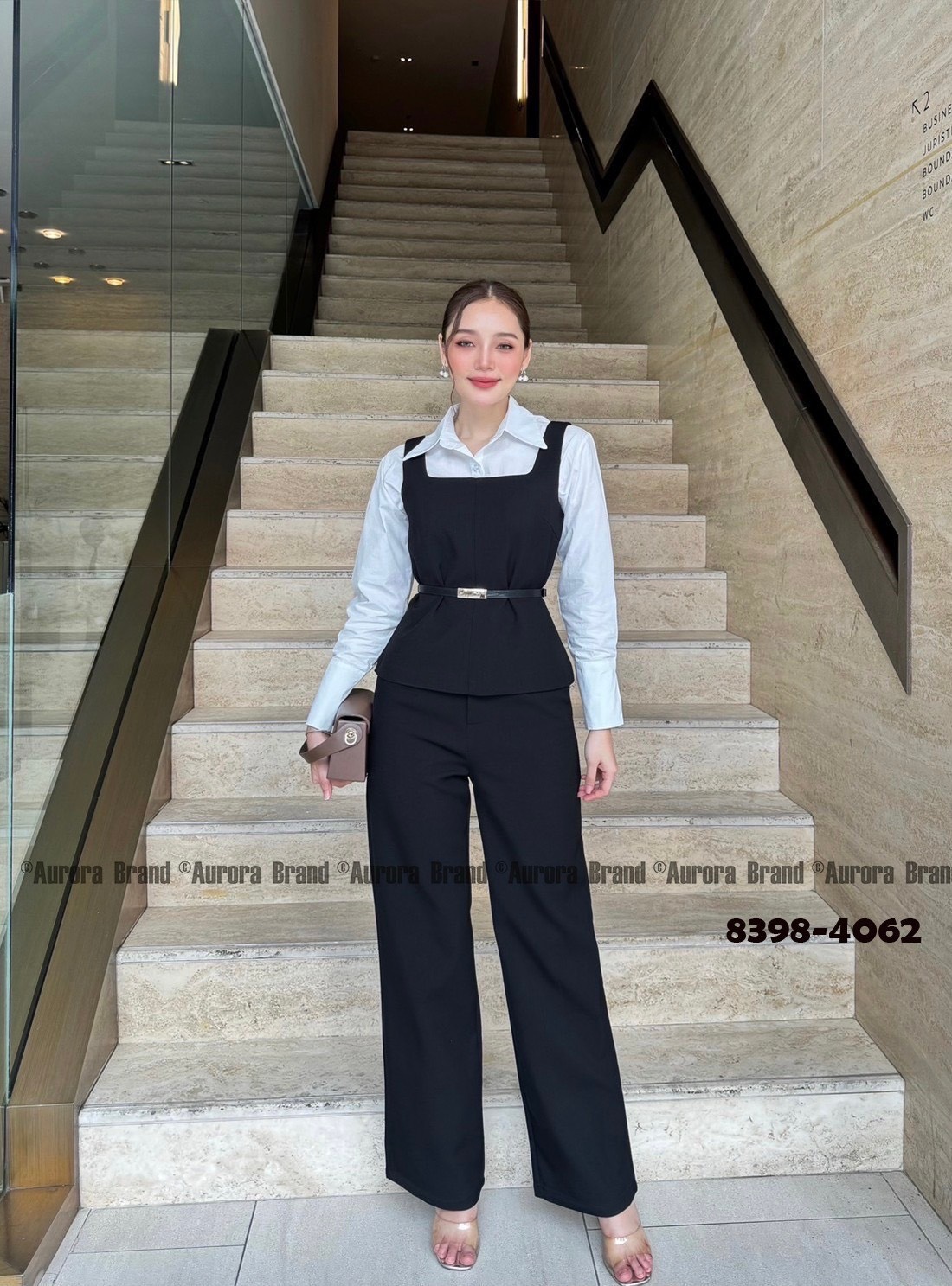 ชุดเซทแฟชั่น SET. 4Pieces Black & White ชุดเซตที่แมทกันได้สวยหรู ลักชูวสุดๆ