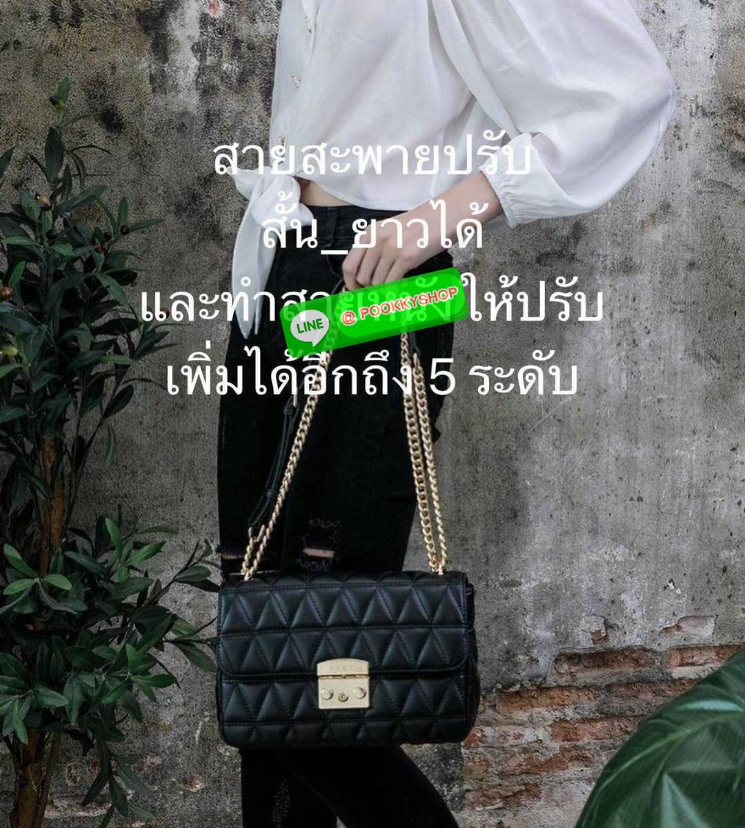 รุ่นขายดีเข้าเพิ่ม สำหรับ KEEP รุ่น ‘ Squash ‘ (( classic size 10” )) ตัวกระเป๋าหนังตัวใหม่ Microfiber ลายหนังสวยมากๆคะ การตัดเย็บประณีตทุกช่อง ทำลายออกมานิ่ม ตึง ตัดกับอะไหล่ทองยิ่งเพิ่มความ Classy ไปอีก