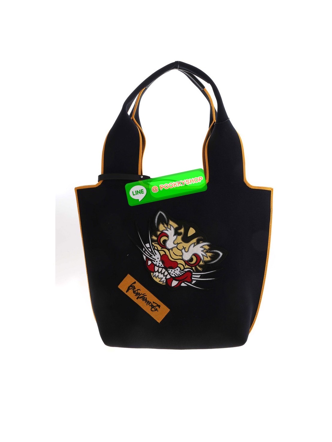 🚚 พร้อมส่ง 🚚 KENZO X KANSAI YAMAMOTO TIGER TOTE BAG กระเป๋าสะพายไหล่ ทรง โท้ทิสี ดำ และ น้ำเงินเข้ม x คันไซ ยามาโมโตะ Three Tigers จาก KENZO โดดเด่นด้วยลวดลายปัก วัสดุเป็นผ้าอย่างหนานุ่มคุณสมบัติพิเศษเฉพาะแบรนด์ น้ำหนักเบามากๆ หูหิ้วด้านบน