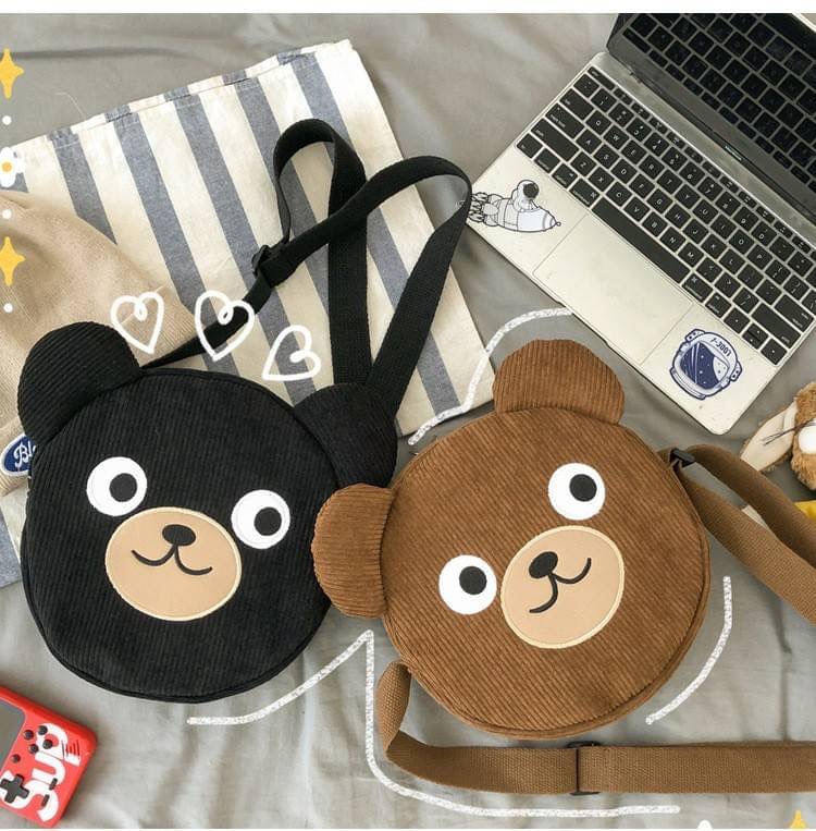 รุ่นใหม่😽 พร้อมส่ง!!!!!!! Shock Bear die cut (BP) น่ารักกันให้พอ ใบนี้ทรงมาเป็นหน้าหมีเลย สะพายแล้วน่ารักมากมาก