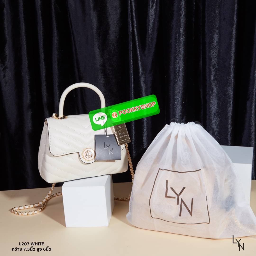 แท้ Outlet Lyn ทรงถือ+สะพายข้างได้ สายโซ่พันหนัง เปิด/ปิดกระเป๋าด้วยกระดุมแม่เหล็ก มี 1 ช่องใช้งาน