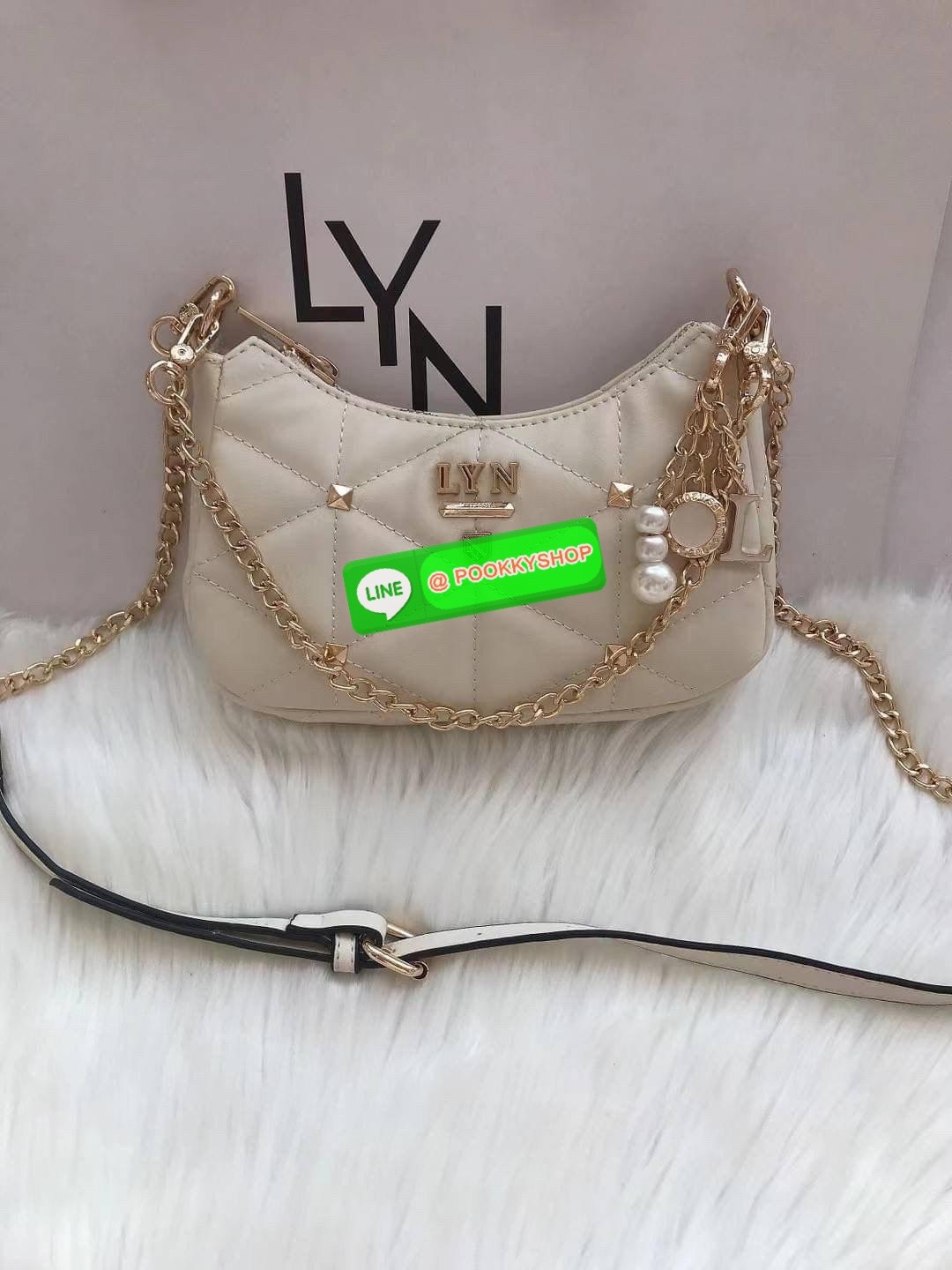 กระเป๋า Lyn คอลเลคชั่นใหม่ สะพายข้างน่ารักๆ