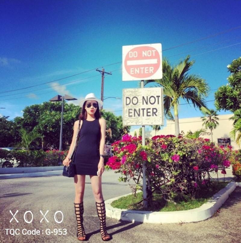 สถานะ : พร้อมส่ง ทันที แกดิเอเตอร์ รุ่นยาว ทรงเปิด ส้นแบน รุ่นใหม่ด้านหลังเป็นยางยืด ใส่กระชับขา ไม่แน่นหรือหลวม พอดีเท้า วัสดุ PU ทรงเปิด หน้า ซิป ข้าง ด้านบนมีเข็มขัดปรับให้กระชับเท้ามากขึ้น