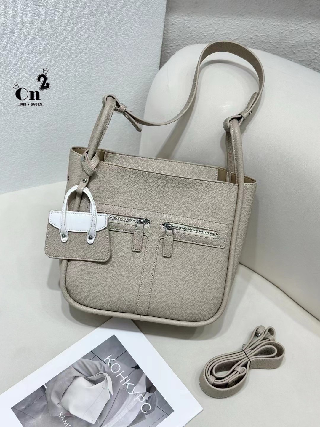 📣 Brick ซิปคู่ PU Bag 🔥 ▪️กระเป๋าสะพายไหล่ &สะพายข้าง วัสดุเป็นหนัง PU มีสายยาวให้ 1เส้น ทรงสวยมากก❤️