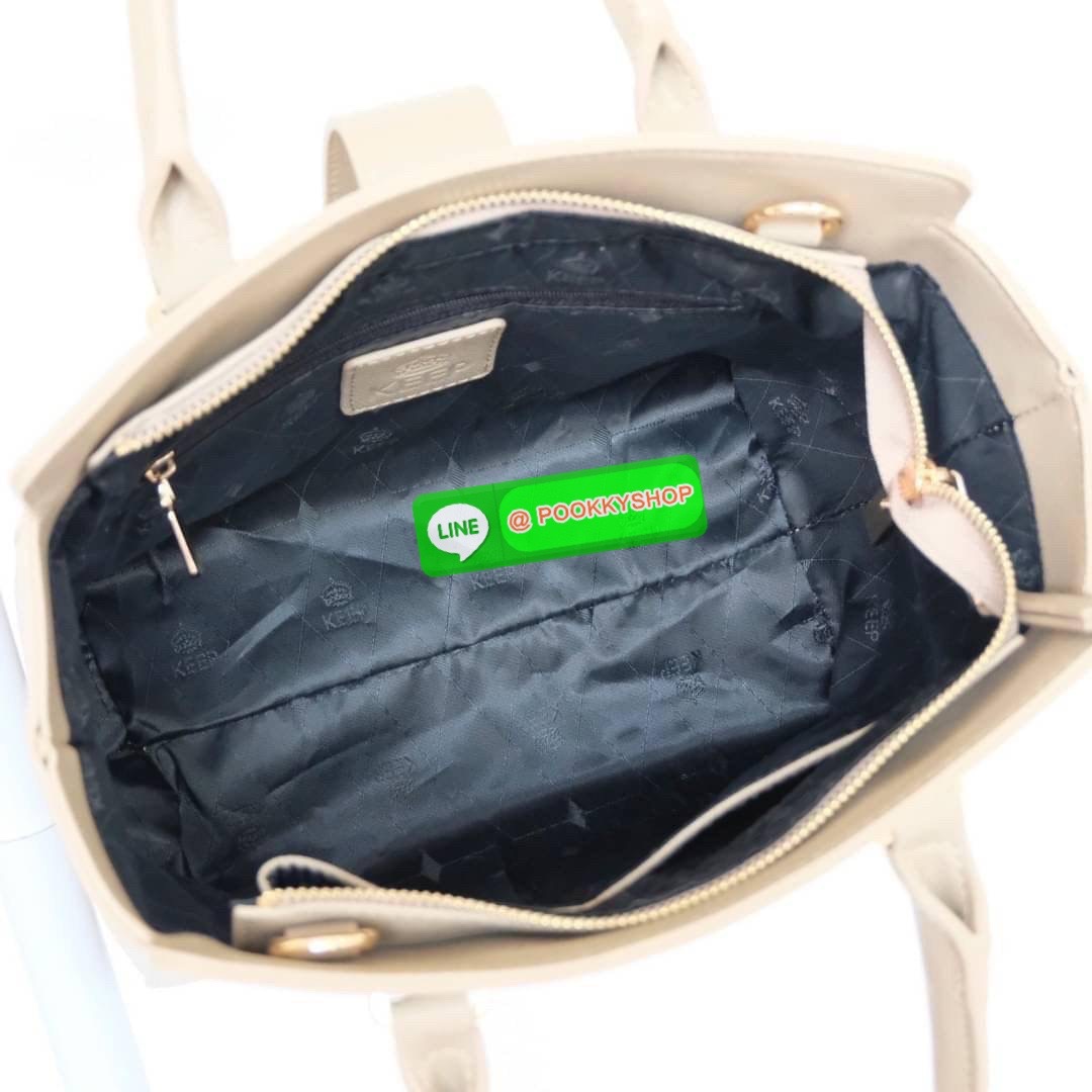 สินค้าเข้าใหม่ กระเป๋า Handbag ฟังชั่นครบที่อยากแนะนำ 👜 KEEP รุ่น ‘ 𝗩𝗔𝗟𝗘𝗡 HANDBAG ‘ **พิเศษ !! รุ่นนี้ตัวกระเป๋าทำจาก หนัง Microfiber ลาย Epsom ที่เป็นพื้นผิวสัมผัสมีลายตารางเล็กน้อย สวยหรู ทนทาน น้ำหนักเบา
