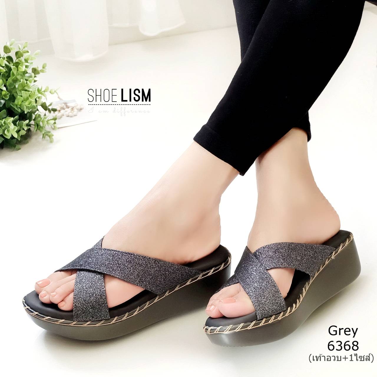 สินค้าพร้อมส่ง มาใหม่คร้าางานหน้าไขว้ รองเท้าลำลองส้นเตารีด สวมใส่ง่าย ใส่สบาย พื้นนิ่ม แมทซ์กับชุดไหนก็เก๋ๆๆคร้าา!👍