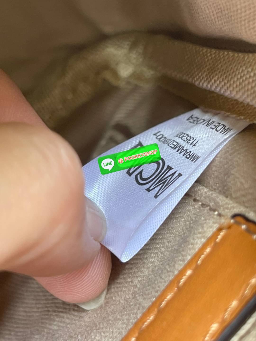 ð MCM KLASSIK CROSSBODY in Visetos( Small )āļāļĢāļ°āđāļāđāļēāļāļĢāļāļŠāļāļāļāļĩāđ Klassik āļāļĩāđāļĄāļĩāļĨāļąāļāļĐāļāļ°āļāļĢāļāļāļēāļĄāļāļ·āđāļ āļāļāļāđāļāļāļŠāđāļāļĨāđāļāļĨāļēāļŠāļŠāļīāļ āđāļāļĢāļāļŠāļĢāđāļēāļāļāļĢāļ°āđāļāđāļēāļāđāļģāļŦāļāļąāļāđāļāļēāļĄāļāļāļāļīāļŠāļĢāļ°āđāļŦāļāļ·āļāļāļąāđāļ āļāđāļēāđāļāđāļāļĨāļ·āļāļāļāļīāļ§āļĨāļēāļĒ Visetos āļāļąāļāđāļāđāļāđāļāļāļĨāļąāļāļĐāļāđāļāļāļmcm āđāļāļāļĩāđāļāļ·āļāđāļāļāđāļāļŠāļāļāļĢāļĩāđāđāļāļāđāļŪāļāļāđāļāļĢāļĩāļāļĩāđāļŠāļĄāļāļđāļĢāļāđāđāļāļāļāļĩ