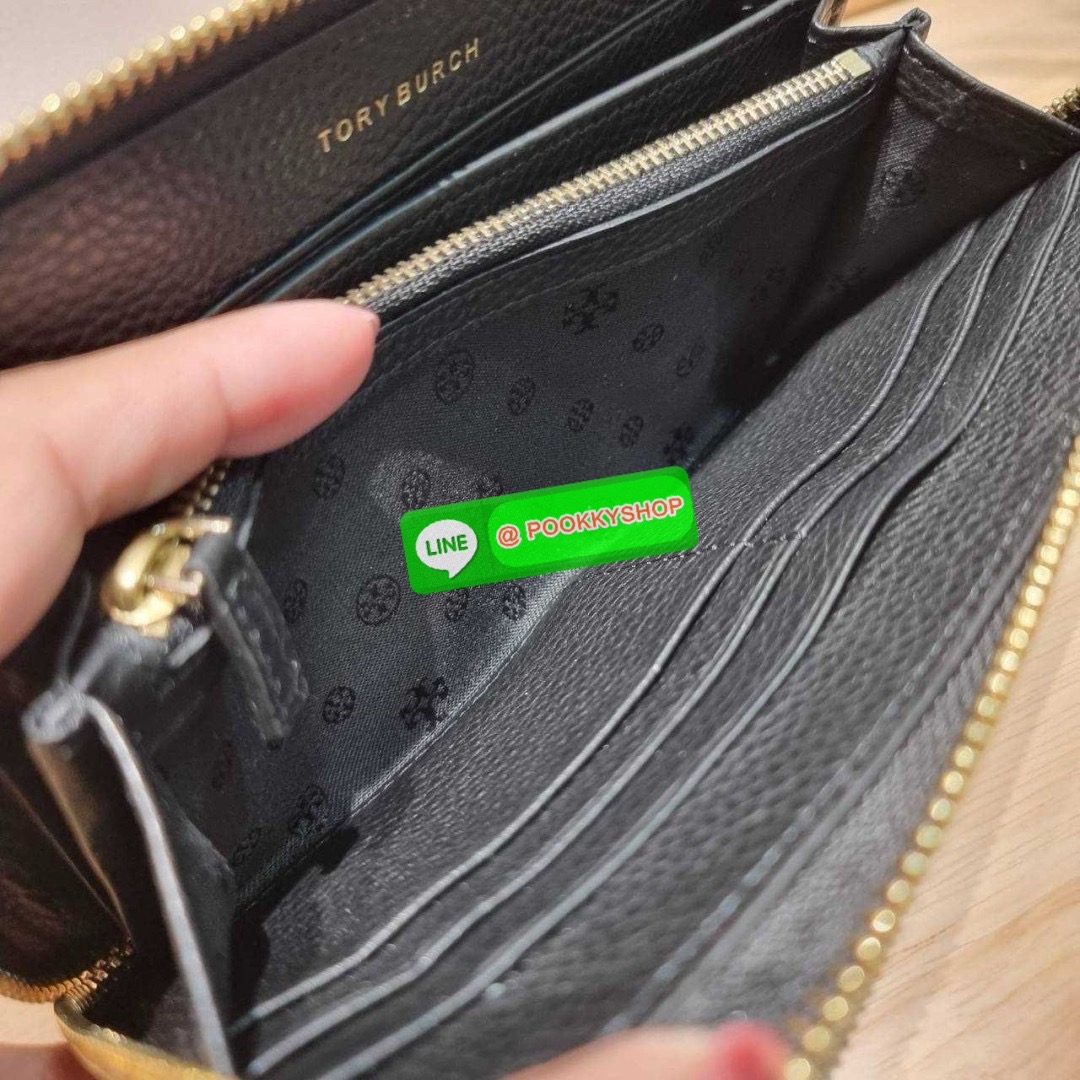 🔆 Model TORY BURCH THEA MULTI GUSSET ZIP CONTINENTAL WALLET 🔆 Details กระเป๋าสตางค์ใบยาวเบสท์เซลเลอร์ ขนาดกำลังพอเหมาะ ดีไซน์เรียบหรู รูดเปิด-ปิดด้วยซิป ภายในแบ่งสัดส่วนไว้ดี ใส่บัตรได้เยอะ ใส่ธนบัตรได้ มีช่องซิปแยกใส่เหรียญได้หรือจะใส่โทร