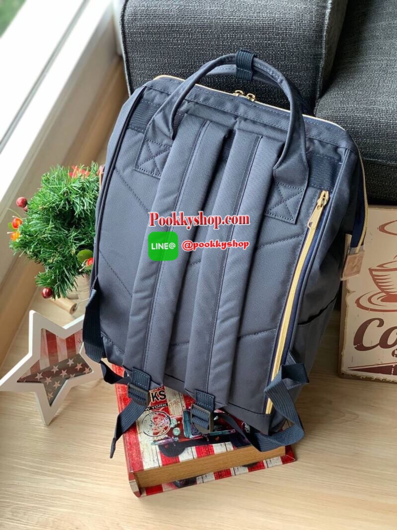 Belle Maison's Disney Fantasy Bags! รุ่น Classic Backpack จากBellemaison แห่งเดียวในประเทศญี่ปุ่น มีรูปโฉมและสไตล์ใช้งานคล้ายแบรนด์ Anello แต่งแต้มสีสันและลวดลายเพิ่มเติมลงบนกระเป๋าจากเหล่าการ์ตูนของดิสนีย์ เป็นรุ่นลิมิเตทสุดๆที่ออกมาไม่บ่อยเลยคร้า!!