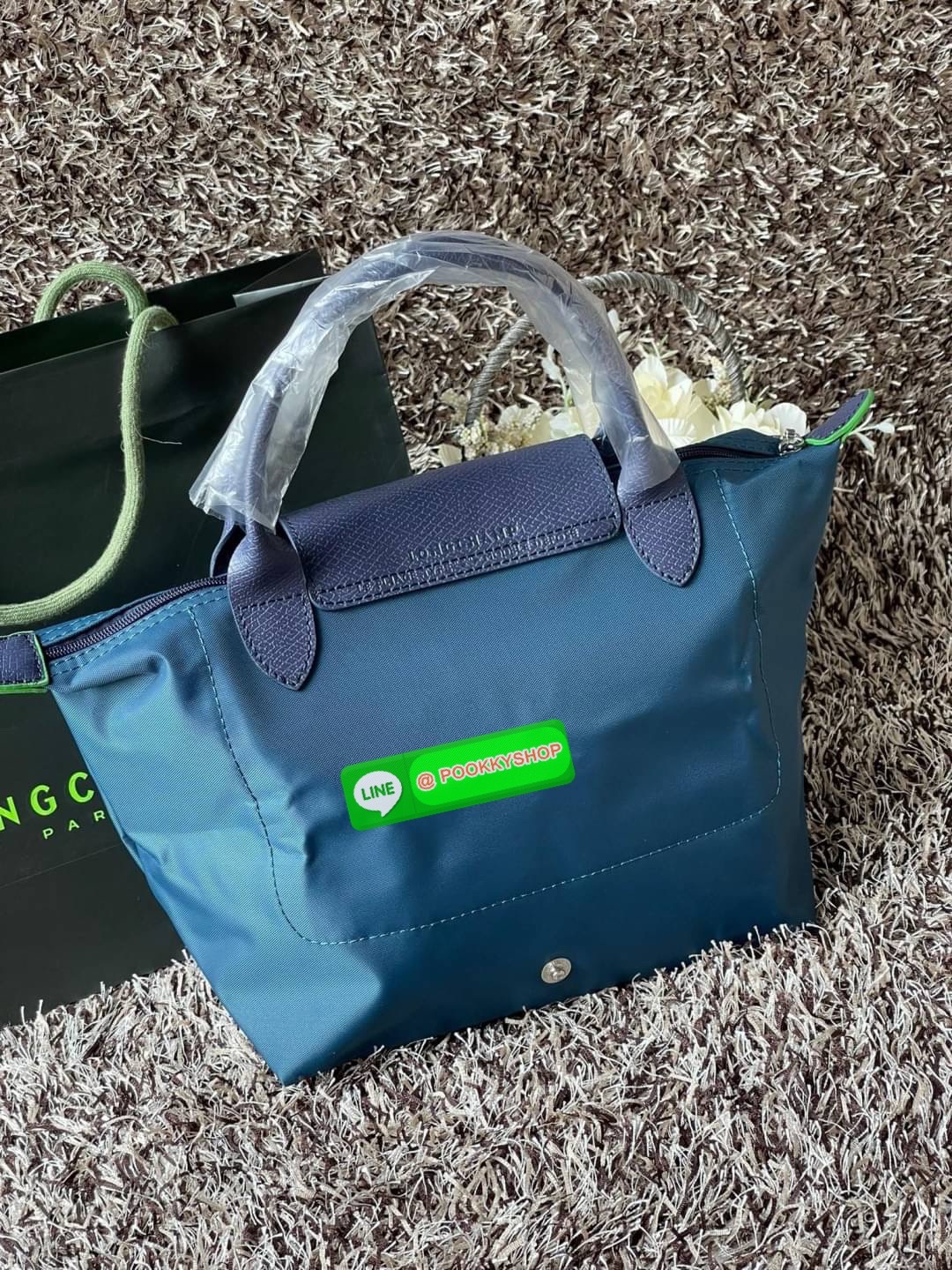ðLongchamp LE PLIAGE GREEN Top handle bag S āļāļĢāļ°āđāļāđāļēāļāļ·āļāđāļāļāļīāđāļ§āđāļāļāļĩāđāļĄāļĩāļāđāļģāļŦāļāļąāļāđāļāļēāļāļĒāđāļēāļāđāļŦāļĨāļ·āļāđāļāļ·āđāļ āđāļāļāđāļāđāļāļāđāļ§āļĒāļĨāļēāļĒāđāļŠāđāļāļŠāļ°āļāļēāļāļāļēāđāļāļāļāļĨāļēāļŠāļŠāļīāļāđāļĨāļ°āļŠāļąāļĄāļāļąāļŠāļāļĩāđāđāļāđāļāļāļđāđāļŦāļāļīāļ āļāļĢāļ°āđāļāđāļēāđāļāļāļĩāđāļŠāļēāļĄāļēāļĢāļāļāļ·āļāļāđāļ§āļĒāļĄāļ·āļāļŦāļĢāļ·āļāļāļąāļāđāļāđāļāļŦāļāļąāļāļŠāļ·āļāļāļāļāđāļāļāđāļāđāđāļāļāļĢāļīāļāļāļēāļāđāļ§āļĒāļŦāļđāļāļąāļāļāļąāđāļāļŠāļāļāļāđāļēāļāđāļĨāļ°āļāļąāļ§āļĨāđāļāļāđāļ