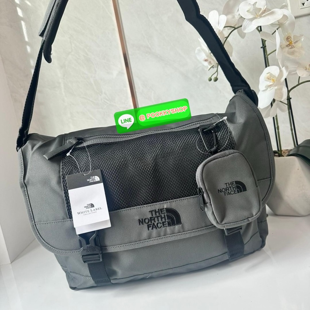 he North Face SUPER MESSENGER BAG L NN2PQ00J BLACK UNISEX 🔖กระเป๋าสะพายข้างมัลติฟังก์ชั่น! ทันสมัยและใช้งานได้หลากหลาย Item ที่ต้องมีเมื่อออกไปข้างนอก! ใช้งานได้จริงและมีสไตล์อเมริกันเทห์สุดๆ สามารถใช้ได้ทั้งผู้หญิงผู้ชาย สะพายไปทำงานไปเรียน เที่ย