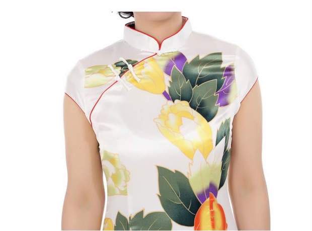 ชุดกี่เพ้าประยุกต์ กี่เพ้าจีน สีขาวมุก แต่งลายดอกเบญจมาศ สวยหรูมากคะ SIZE M