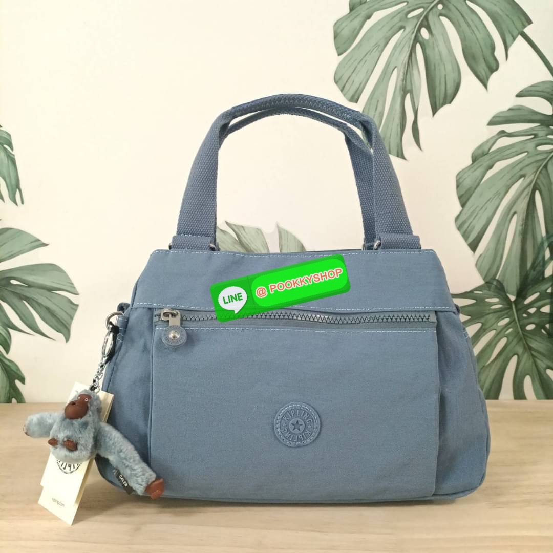 Kipling Damen Orelie Henkeltasche handbag กระเป๋าถือหรือสะพาย ขนาดกลาง วัสดุ Nylon 100% หูถือสูง 7 นิ้ว สายสะพายยาว 126ซม. มีช่องแยกใช้งานหลายช่อง ประกอบด้วย -ด้านหน้า ช่องซิปลึกถึงฐานกระเป๋า -ด้านหลัง ช่องซิปลึกถึงฐานกระเป๋า -ช่องใช้งานหลักด้านใน 3 ช่อง