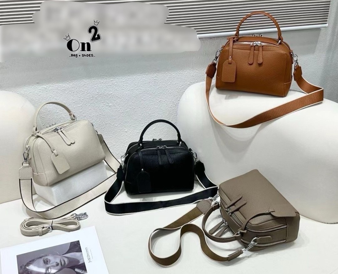 Classic Working PU Bag ▪️กระเป๋าถือ &สะพายข้าง ทรงหมอน วัสดุเป็นหนัง PU Premium ทรงสวยมากก มีสายยาวให้ 2 เส้น (สายหนัง & สายผ้า)