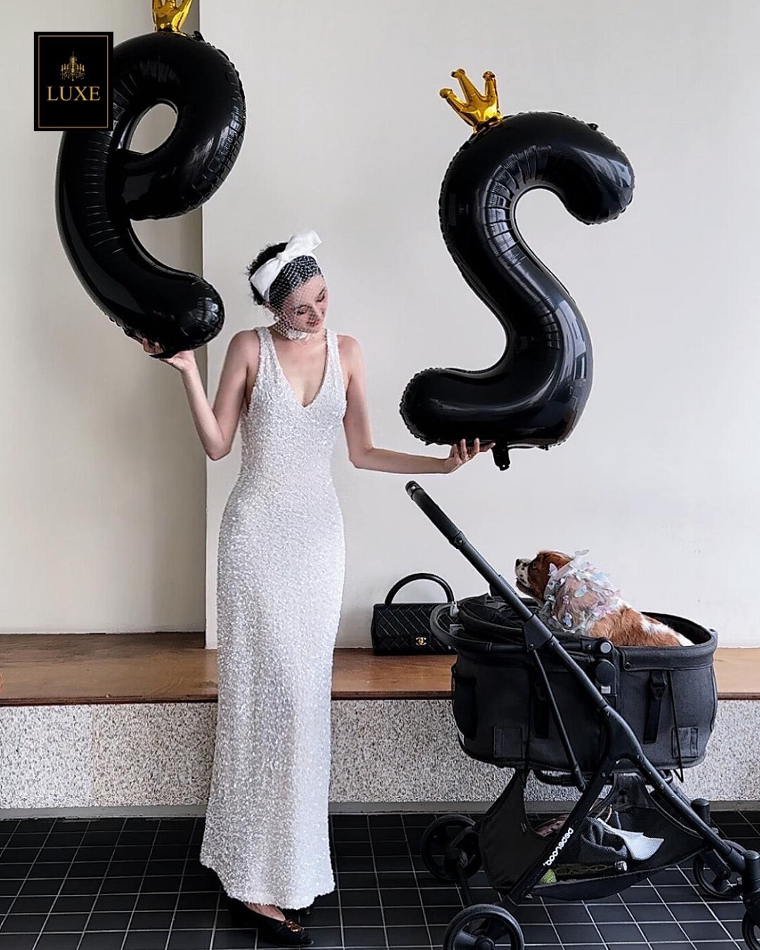 เดรสแฟชั่น เดรสเสื้อคอวีแขนกุด ทรงเข้ารูป