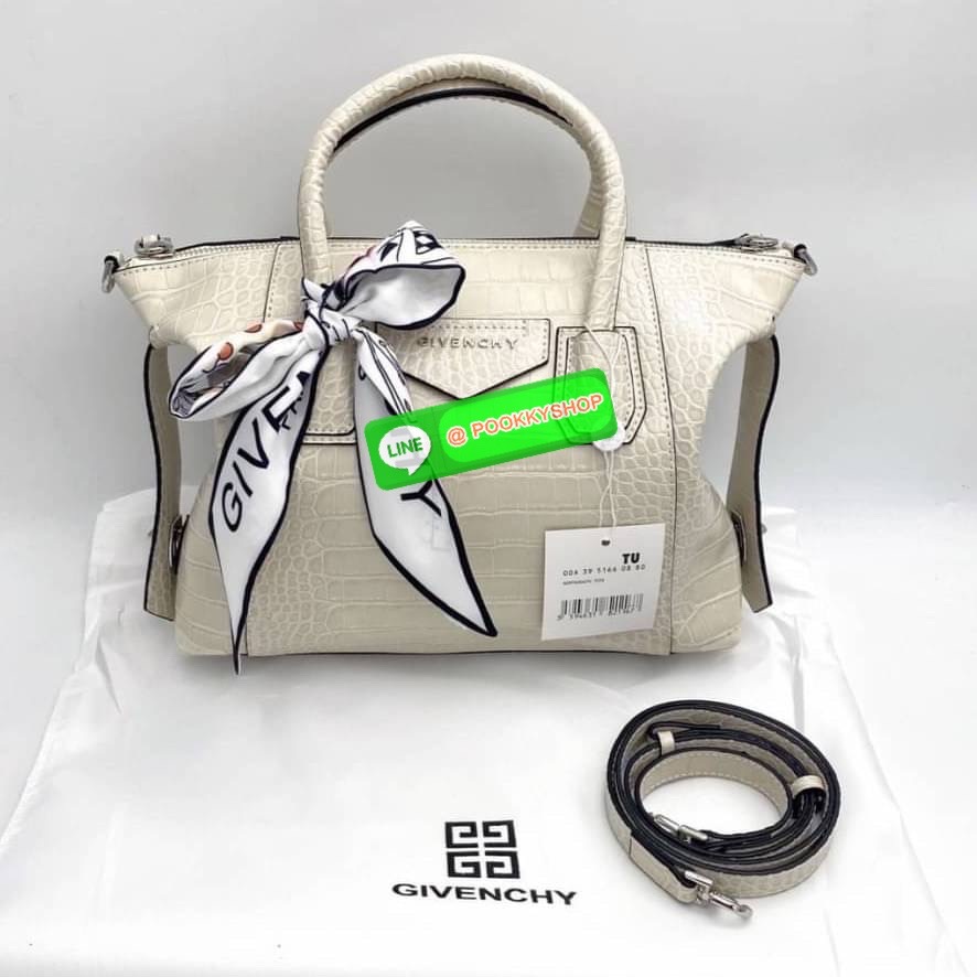 Givenchy Antigona bag 12” Givenchy Antigona small bag calf leather matte finish two rounded top handles gold-tone logo lettering adjustable detachable shoulder strap tonal stitching top zip fastening silver-tone hardware