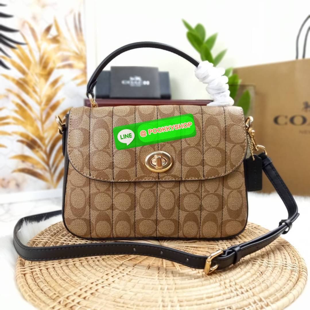 NEW IN💥>>รุ่นหายากก็มา แย่งกันแทบไม่ทัน🌺🌈//>>COACH MARLIE TOP HANDLE SATCHEL IN SIGNATURE CANVAS WITH QUILTING(COACH C5645) 🌺กระเป๋าถือ สะพาย วัสดุหนังแคนวาส ตัดขอบดีเทลด้วยหนังแท้ ขึ้นทรงสวยมากๆ //มีสายสะพายยาว
