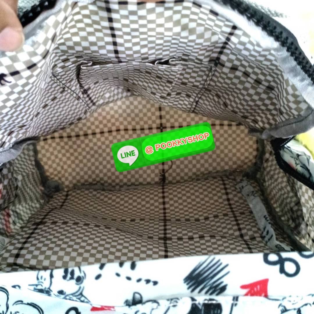 KIPLING 3 WAYS MINI BACKPACK ซับในลายตาราง กระเป๋าสะพาย 3 Ways รุ่นใหม่ วัสดุ Nylon & Polyester 100% หูหิ้วหนังปั๊มชื่อแบรนด์ สายสะพายยาวเลื่อนปรับได้ free size และ สามารถถอดได้ สามารถถือหรือสะพายได้ จะสะพายไหล่ สะพายเฉียง Crossbody หรือจะคล้องสายเป็นเป้ส