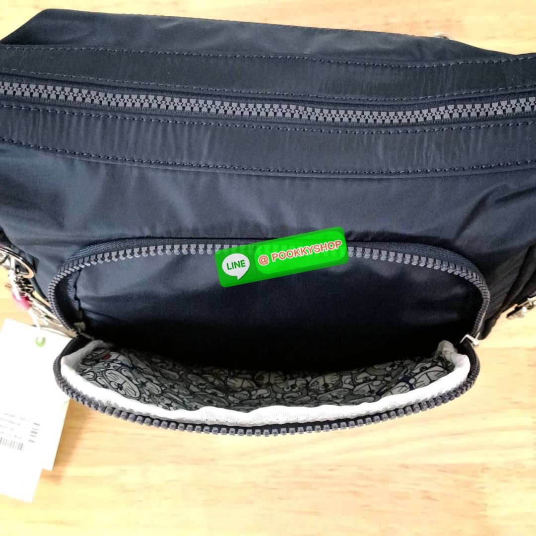 Kipling GABBIE Mini Doremon Blue กระเป๋าสะพายข้างรุ่นใหม่จาก Kipling X Doremon Collection วัสดุด้านนอก Nylon + ซับใน Polyester