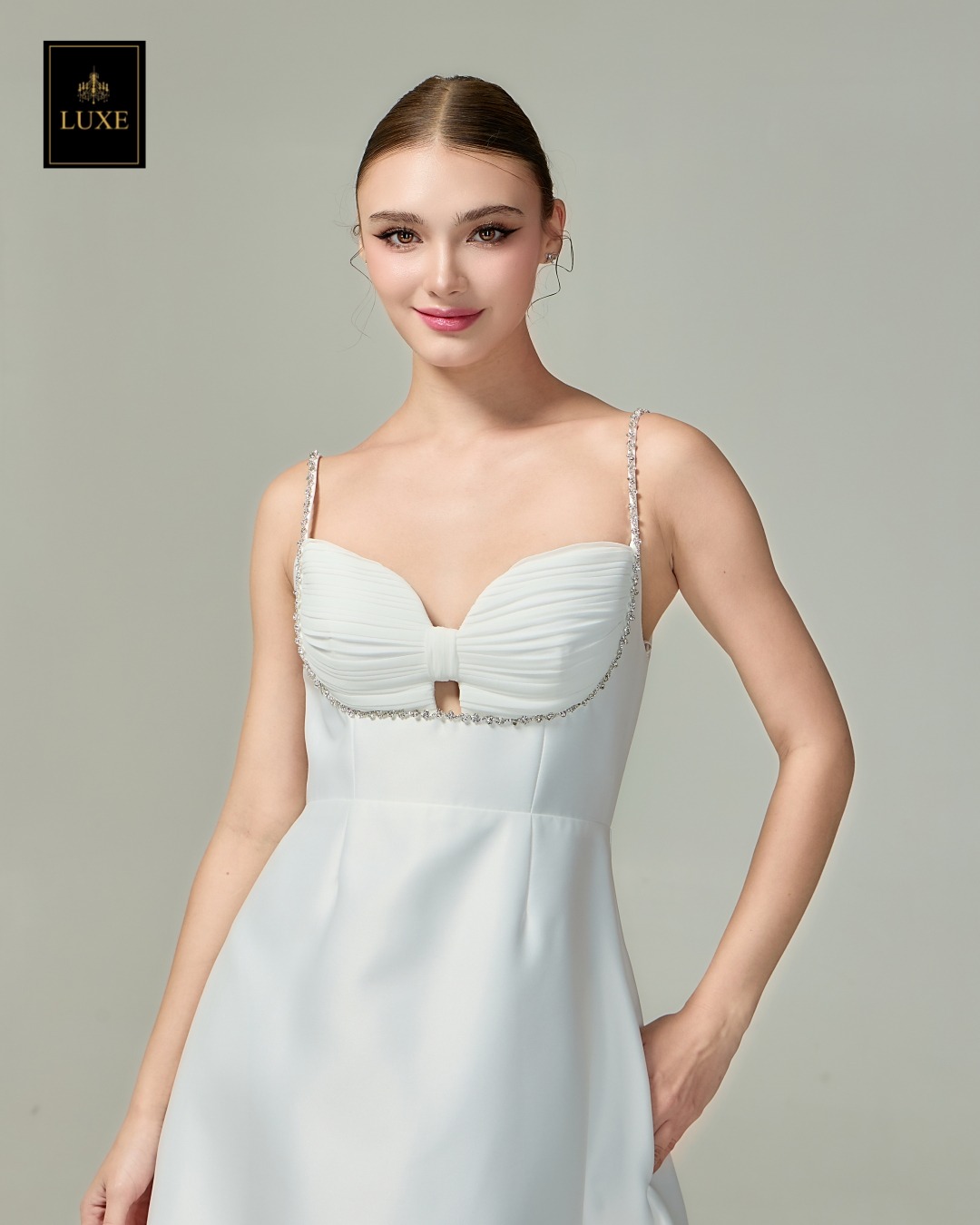 เดรสแฟชั่น เดรสเสื้อสายเดี่ยว กระโปรงทรงเอ