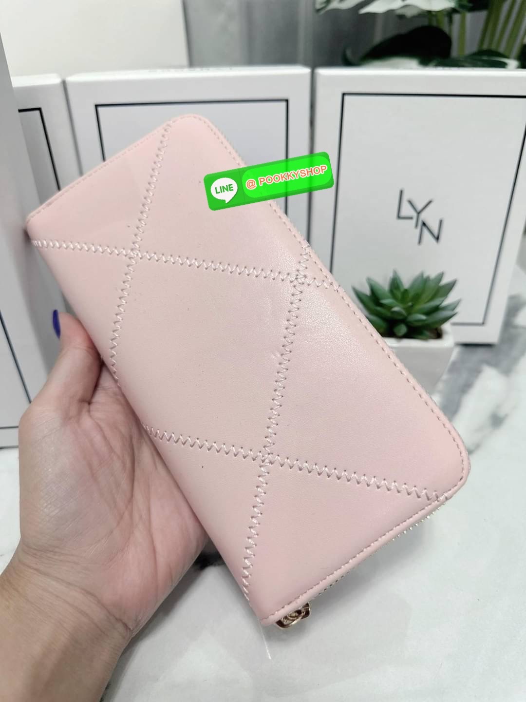 กระเป๋าสตางค์ใบยาว Lyn คอลเลคชั่นใหม่