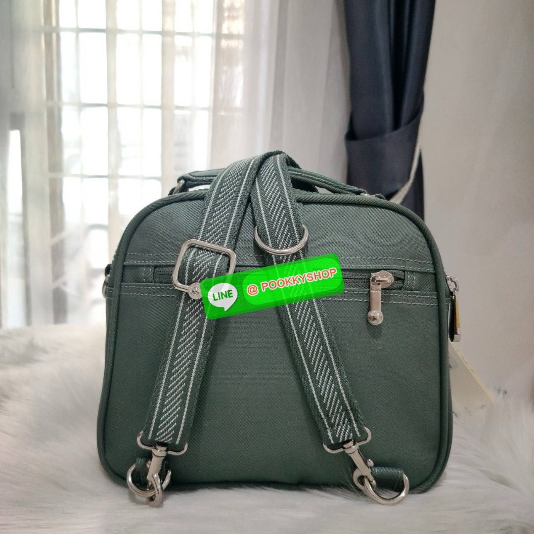 KIPLING Cand 2 ways backpack กระเป๋าถือหรือสะพายข้าง ขนาดกลาง วัสดุ Polyester 100% -ด้านหน้ามี 2 ช่องซิป -ช่องหลักโล่งกว้าง ใส่ของได้เยอะสุดๆ พร้อมช่องซิปและช่องแยกด้านข้างให้แยกของได้เป็นระเบียบมากขึ้น สามารถติใส่กระเป๋าสตางค์ใบยาวได้ มาพร้อมสายคล้องพวงก