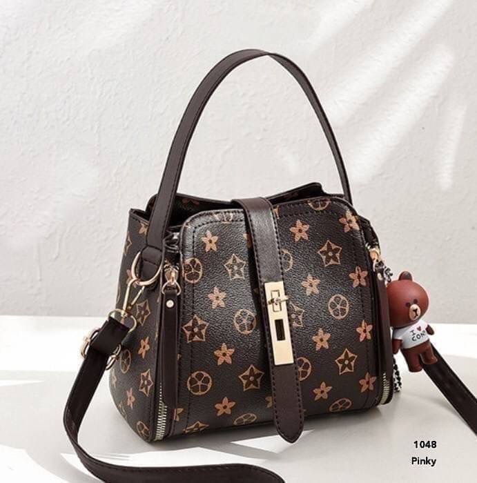 SALE ลดกระหน่ำเคลียร์สต๊อก 350 ส่งฟรี ems เลยจ้า สินค้าใหม่ไม่มีตำหนิ