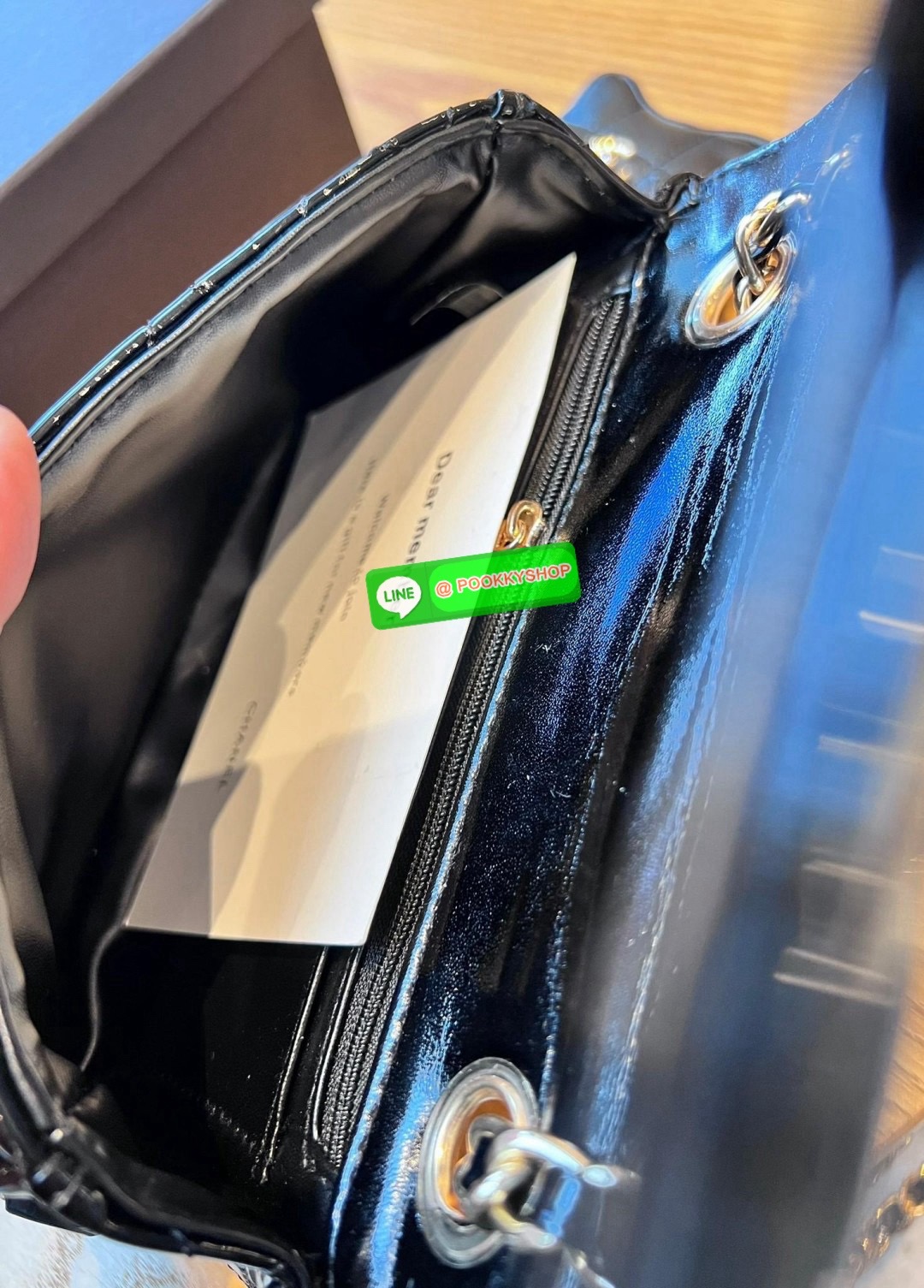 NEW ARRIVAL! สุดหรู สุดคลาสสิค ยอมใจใก้กับความสวยของน้องงค่าา ✈️สะพายต่างประเทศไปชิลๆเลยค่าา CHANEL VIP MAKE UP WITH BAG STARS