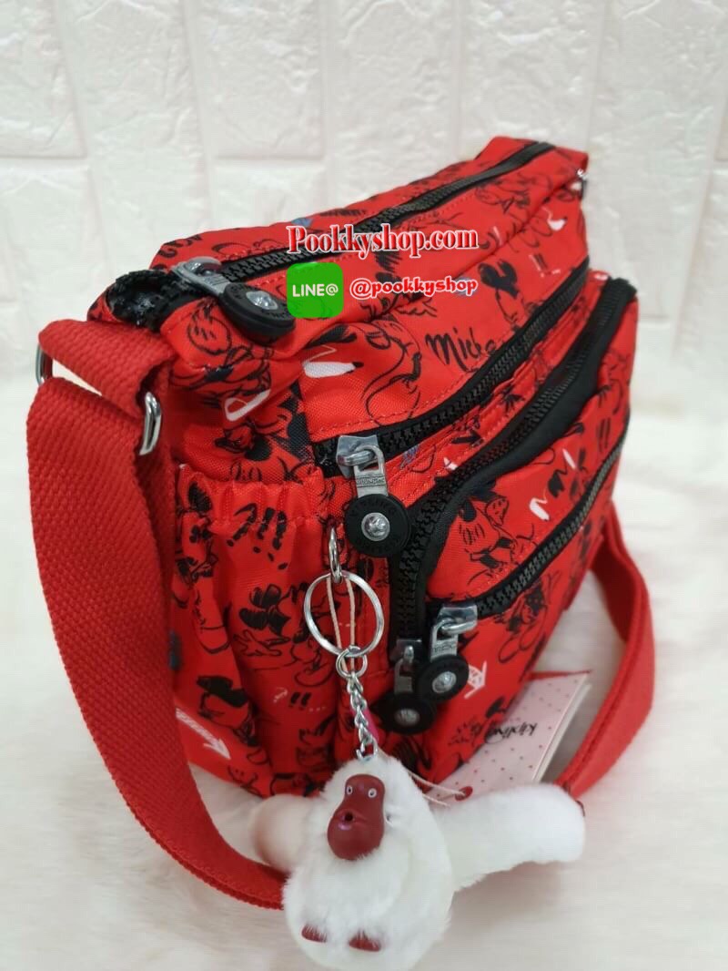 พร้อมส่ง KIPLING CROSSBODY BAG กระเป๋าสะพายพิมพ์ลายมิกกี้สีสันสดใส จุดเด่นมีช่องซิปหลายช่อง จุของได้เยอะและเป็นสัดส่วน มาพร้อมกับสายสะพายที่สามารถปรับระดับได้ จะสะพายข้างหรือสะพายแบบเฉียงก็ดูดีนะคะ รุ่นนี้ขอแนะนำเลยค่าาา