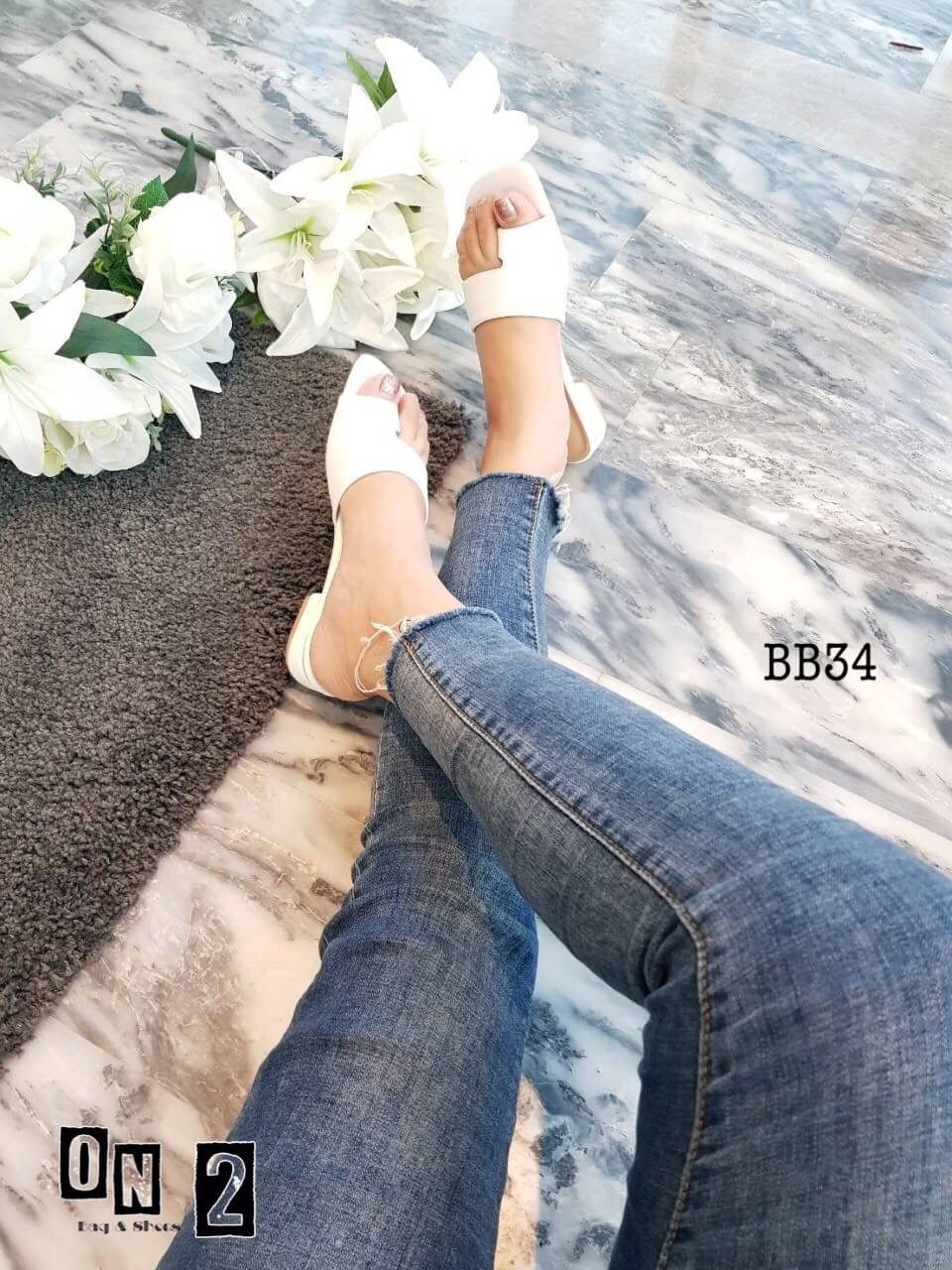 รองเท้าสำลองแบบสวมหนังPu หน้าแต่งแบบเก๋ๆ รัดนิ้วโป้งคาดหนัง พร้อมส่ง 2 สีคะ