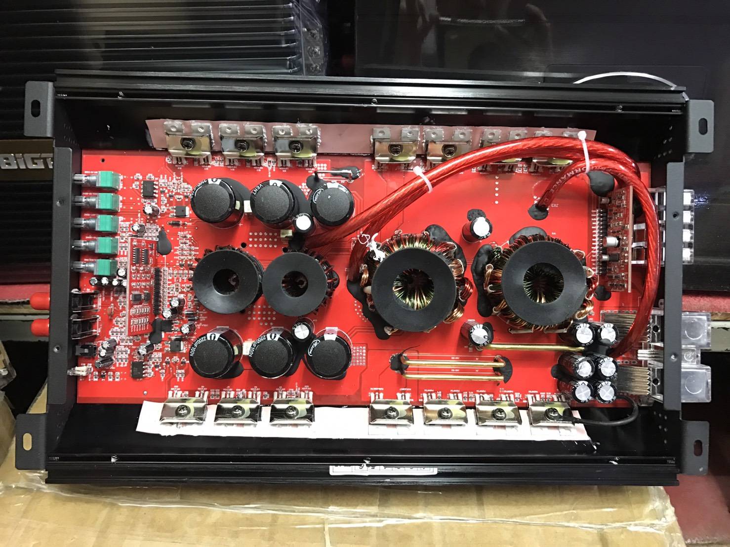 เพาเวอร์แอมป์รถยนต์ คลาสดี 3000W