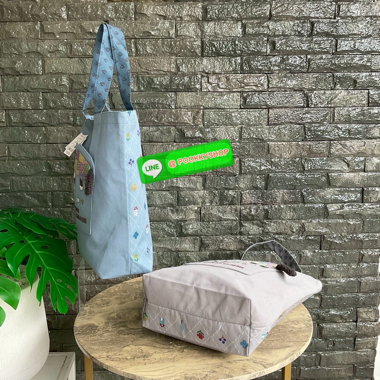 Japanese Kusuguru คุซูกุรุญี่ปุ่นแท้ กระเป๋าสะพายทรง Tote Matilda สะพายไหล่ ปักลายแมวขนนุ่มน่ารักมาก